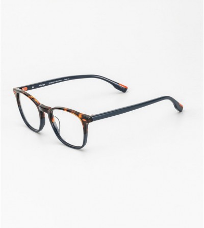 WOODYS MOGEN 02